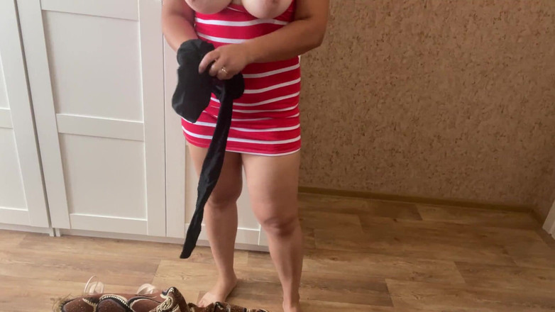 Lux Eva: Примірка сексуальних колготок від гарячої красуні