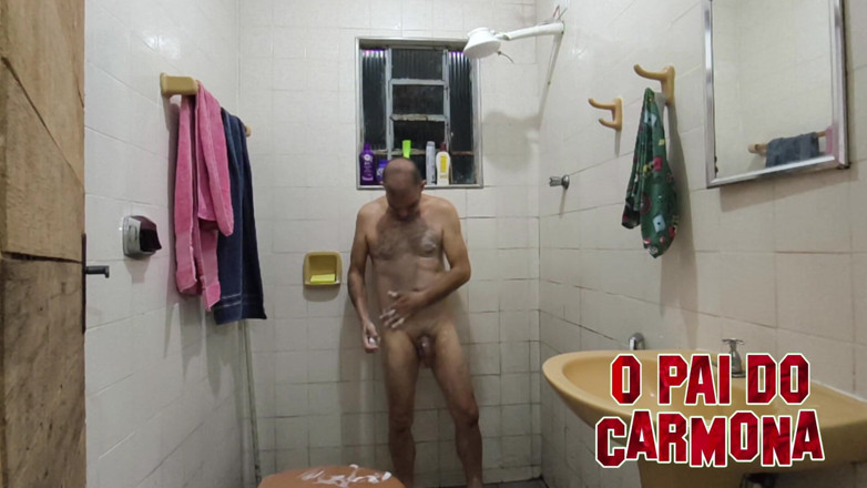 Carmona's father: Kdo přijde do koupele?