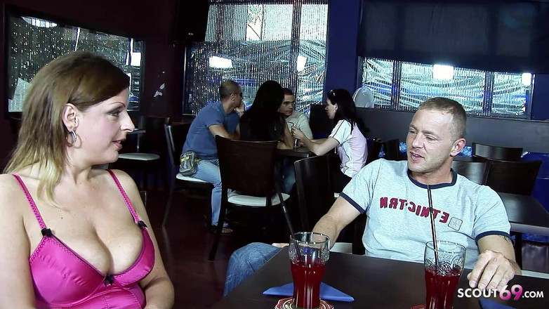 Full porn collection: Geile milf von tinder date mit großem schwanz zum orgasmus...