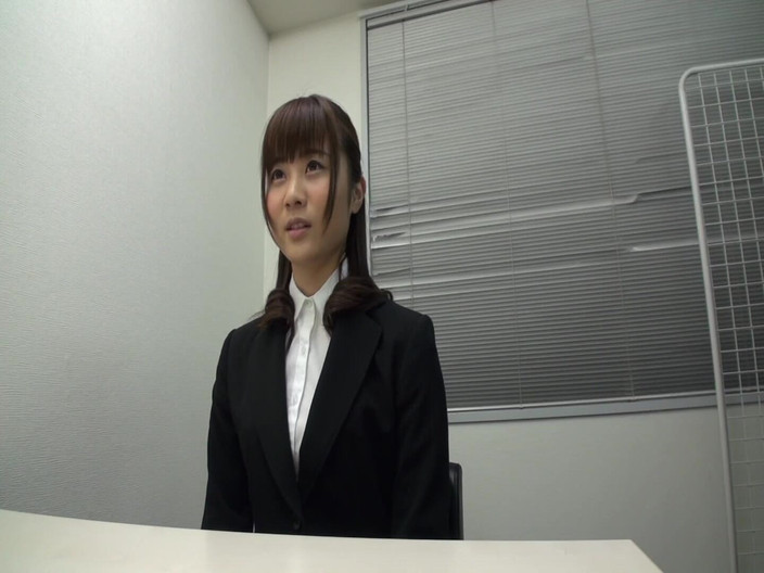 Eagle-Special: 春子 - 働く女性のポートフォリオ(21歳)第1巻