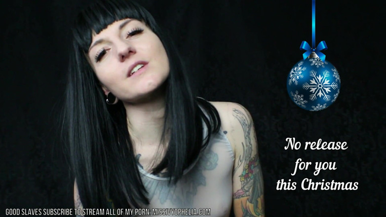 Miss Ivy Ophelia: Blue balls for Christmas 2