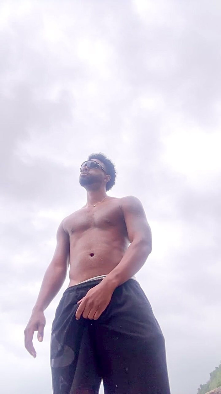 Marlon Costa Official: Naked on the Beach Masturbating