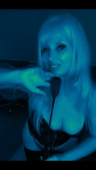 Delicious Dommy Dicktation