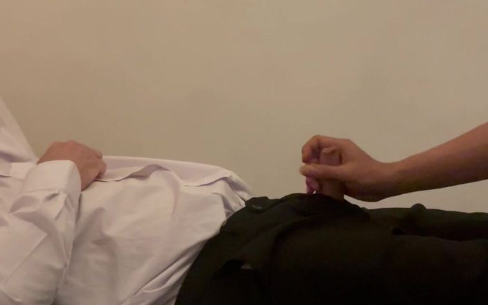 Quan Vietnam 18: Bu Guru dan Murid. Murid nakal ini pertama kali ngocok...