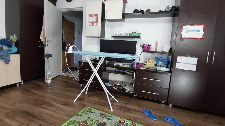 Amateur_MS: Esposa sexy fazendo tarefas em casa nua