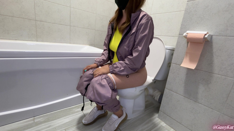 GassyKat: The Daily Toilet Season 2 Episode 11