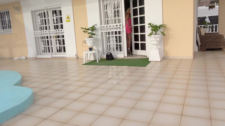 Big Boobs Babe: Pink vlasy děvka DP Zákulisí fuck fest