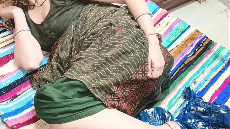 Janvibhabhii: 官能的なアマチュアカップルセックス - 可愛い子が完璧なセックスと素晴らしい中出を手に入れる