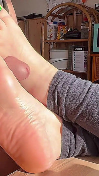 Amatérské Domácí Footjob Hezké Prsty