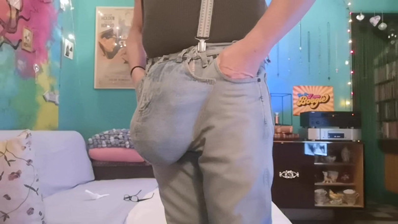 Monster_Meat_: ジーンズの中の膨らんだ夢