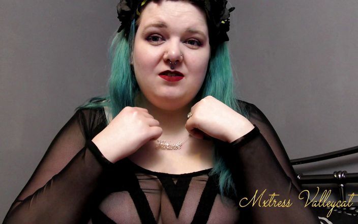 Mxtress Valleycat: Esposa gótica caliente
