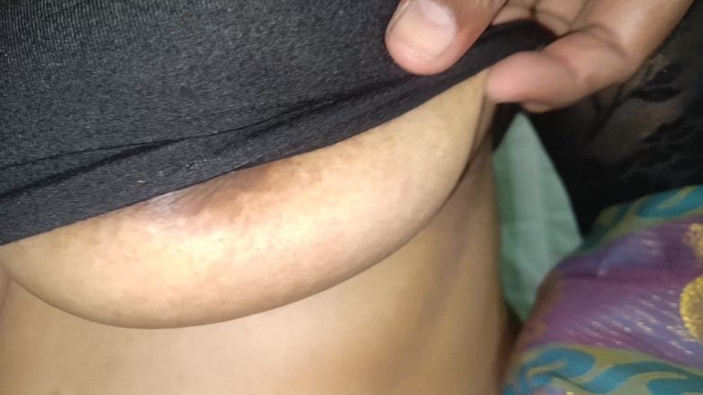 Apple baby: Горячая романтика домохозяйки в домашнем видео