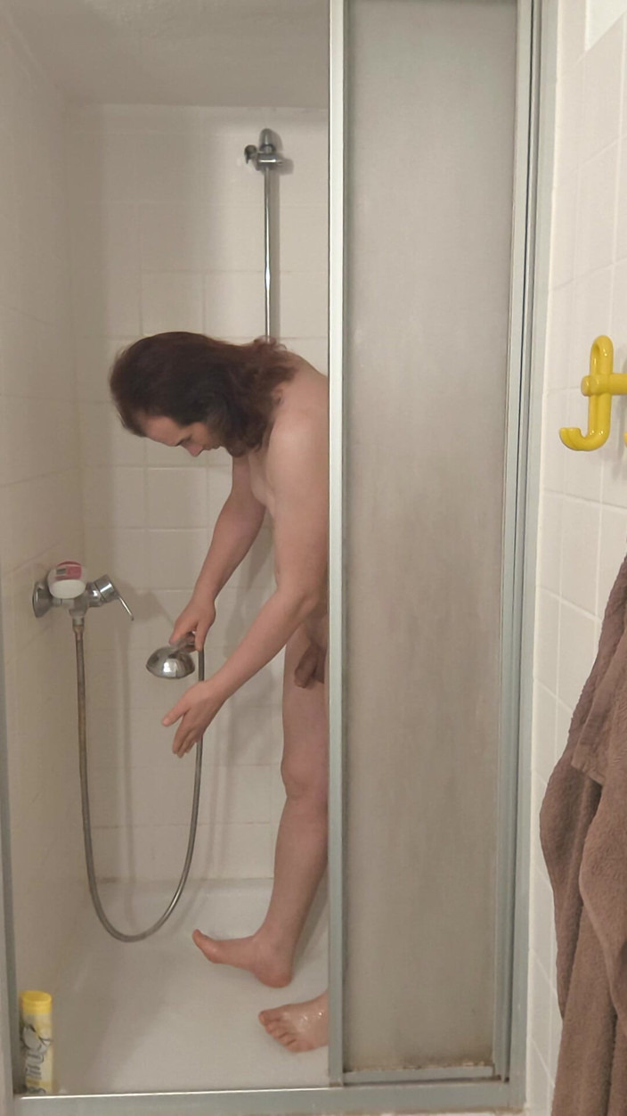 JanineLang: Duschen Und Masturbieren Bis Zum Orgasmus.