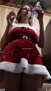 Gassy Sparkly orta yaşlı seksi kadın