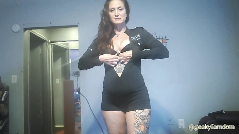 Geeky Femdom: Tertangkap mencuri porno lagi