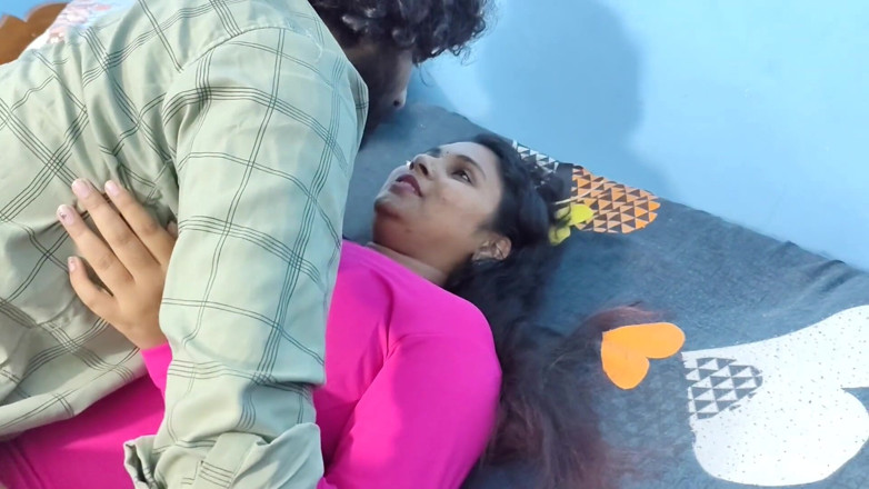 Vaigavarun45: Lady Boss and Male Staff Hot Fuck in Office Room...
