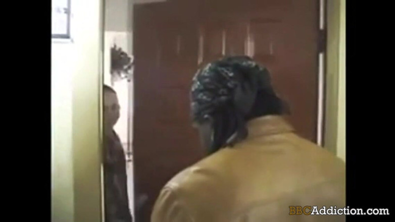 My BBC Addiction: बड़े काले लंड की लत - 100% शौकिया और घर के बने अश्लील वीडियो। चोदने लायक मम्मियाँ बड़े काले लंड और अंतरजातीय चुदाई की आदी हैं.