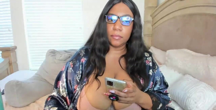 Josie4yourpleasure: Stream začal 13.11.2022 07:46 pm Hai