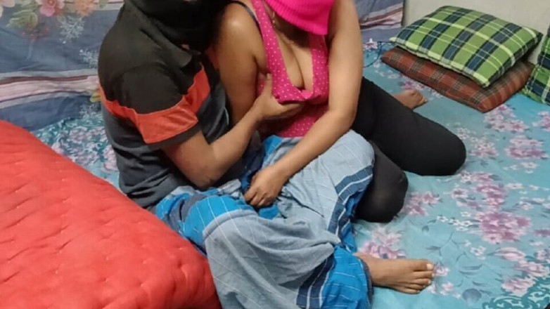 Hot_wife999: El hermanastro hizo a la hermanastra y la