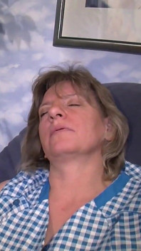 Madrasta desejos quentes sempre fazem pau grande feliz - 4