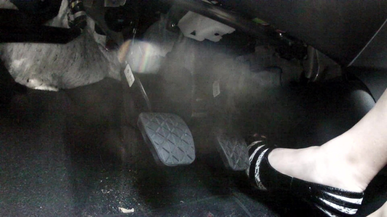 Sydney screams fetish: 6-speed Manual Mazda3 in Stilettos - HD Wmv