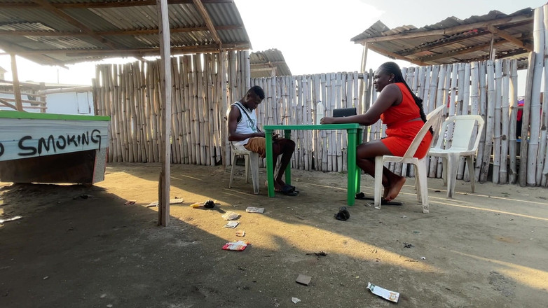 Creamyshuga: Seine freundin sucht nach einem anderen mann, der sie so...