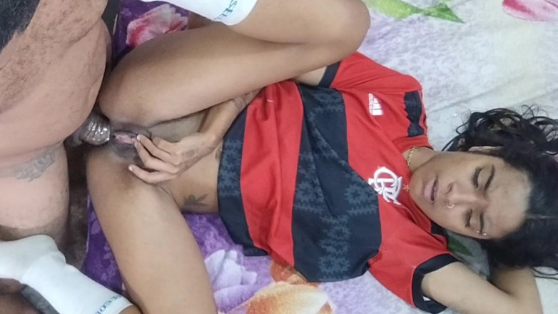 Bebes vagabundas: Een flamengo-meisje dat kont geeft
