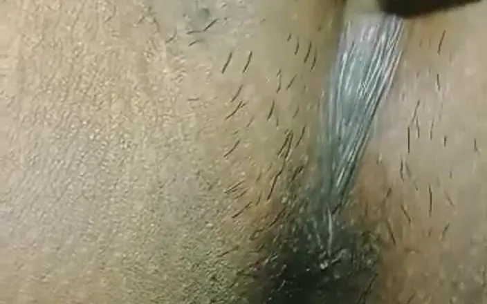 Danu: Pussy Fun