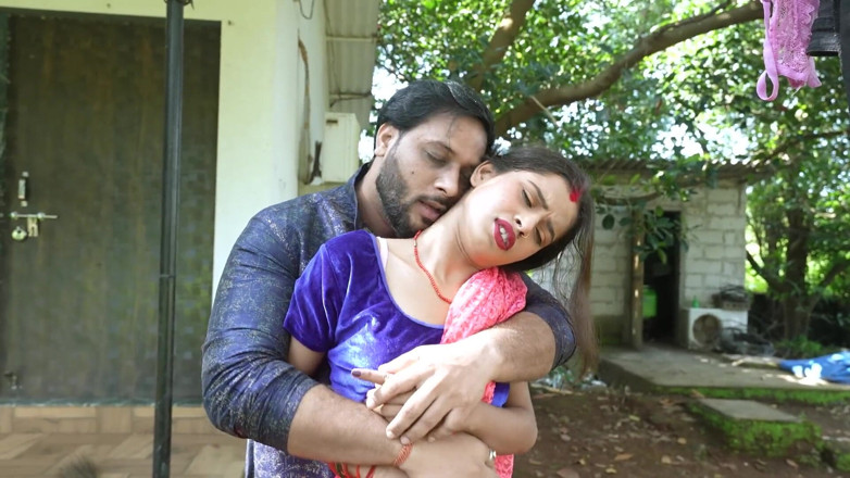 SEXYBHABHIX: Newly Married Indian Bahu Fucked by Sasur Ji in Her...