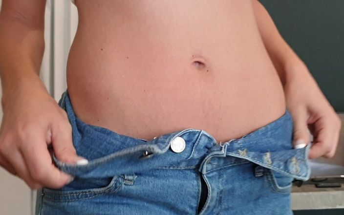 MissAnja_FH: Éjaculation sur mon joli visage dans converse