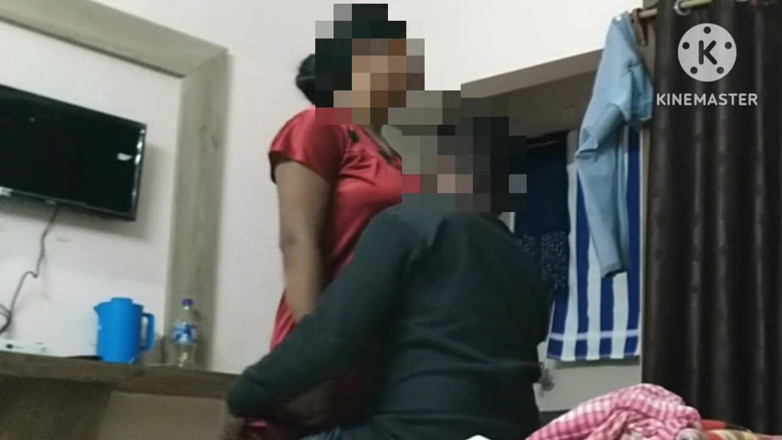 Priyanka Bhabi: Sexy bengalí casada disfrutando de luna de miel, video completo