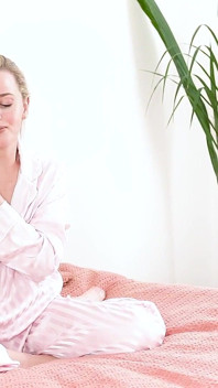 Pamper ile Charlie Forde