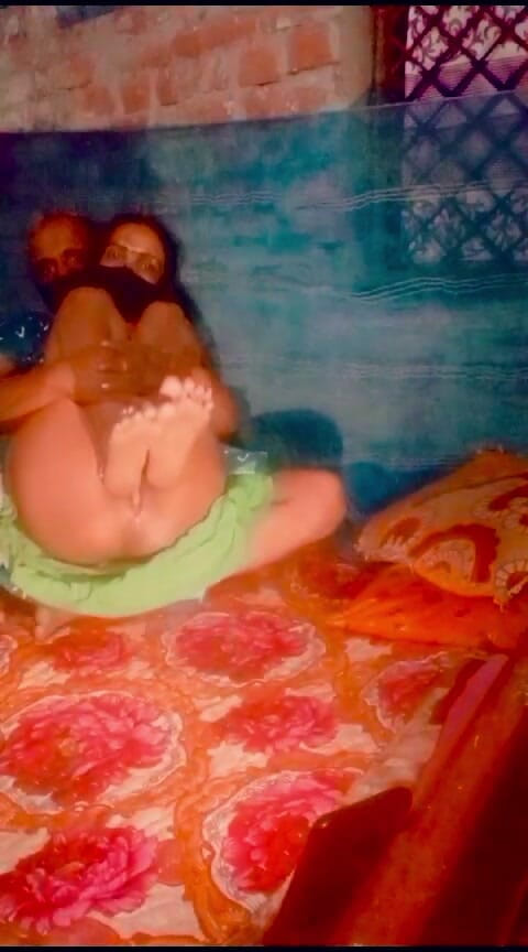 Desi Bhabhi video sexy e bollente (Rambha Devi) Desi Bhabhi Hot Sexy Video (Rambha Devi)