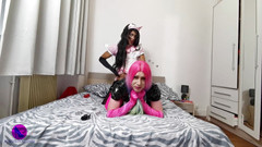 2CD Sluts: Dvě sissy služky šukají