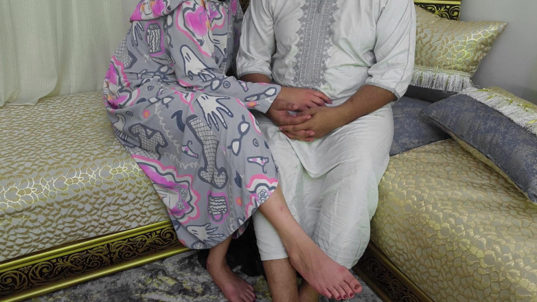 Amal Arab: New Gulf with a Clear Voice Moroccan Hope Groaning with...