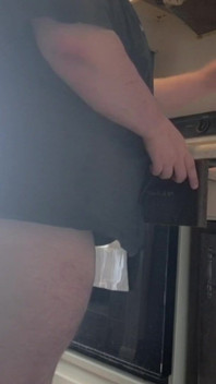 Washing Dishes with My Ass Out:3 Kinda Boring, but I Think Its Cute...