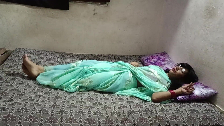 Pstarindia123: Videoclip cu sex anal dur cu indiancă bhabhi Kichan