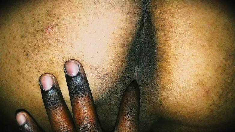 Hubby 23: ホットなバービーの指入れと激しく突く