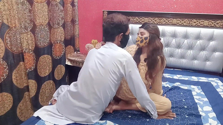 HotQueenPk: Tante seksi india kam krti thak gai dever ny lund...
