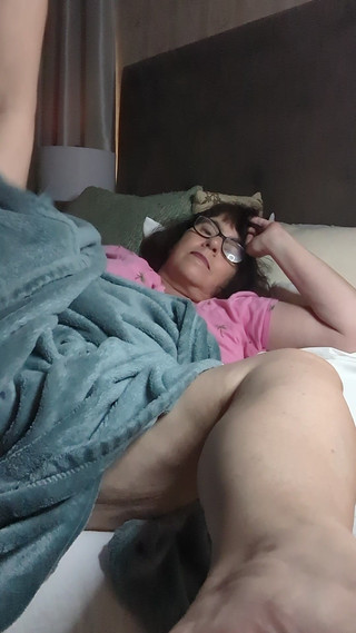BustyBrendaxx: Stepdad Walks in on Me Playing Late at Night!