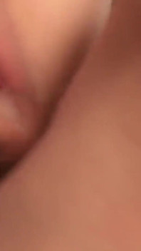 Ya Tuhan, jangan muncrat di memek! Ngentot memek sempurna closeup dalam posisi misionaris