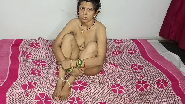 Desi Bhabhi Neha: Privé amateur neuksessie in woonkamer - hete Indische kontneukpartij milf Desi-vrouw