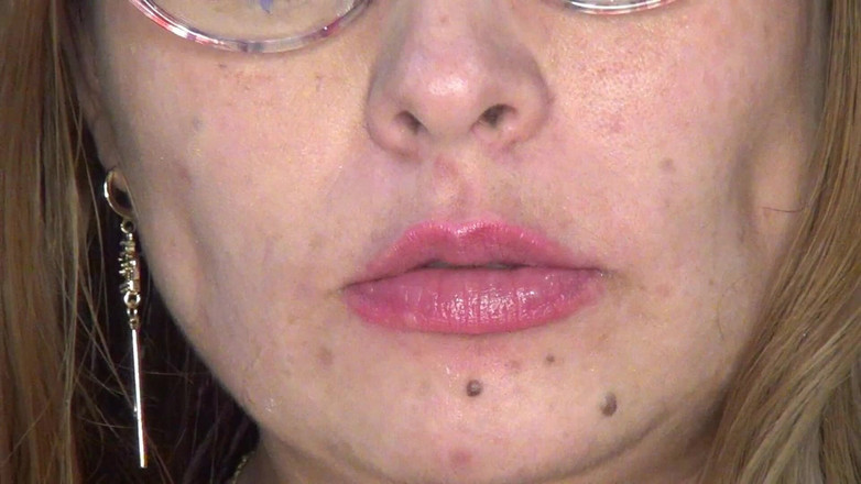 Angel eyes studio: Prima!! Endloser Deepthroat mit einer sehr langen Lichterkette!