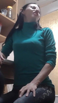 Un al treilea a venit la nostru plat și futai - iluzie lesbiană