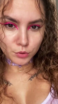Can I Sit on Your Face Like This, Babe?