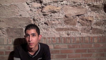 Gaybareback: Dimitri fucked by 2 tops with xxl cock