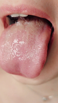 Feticcio dello sputo della saliva