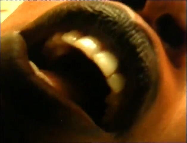 She-Male X: Ea, bărbatul este călărit - scena # 03