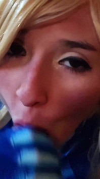 Samus memberikan anda blowjob sebenar