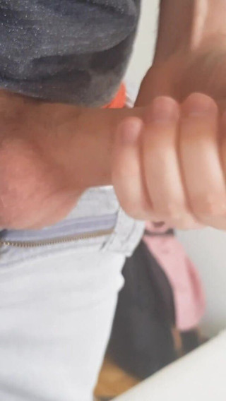 Pcg_tp666: Stříkání na kalhotky mého nejlepšího přítele